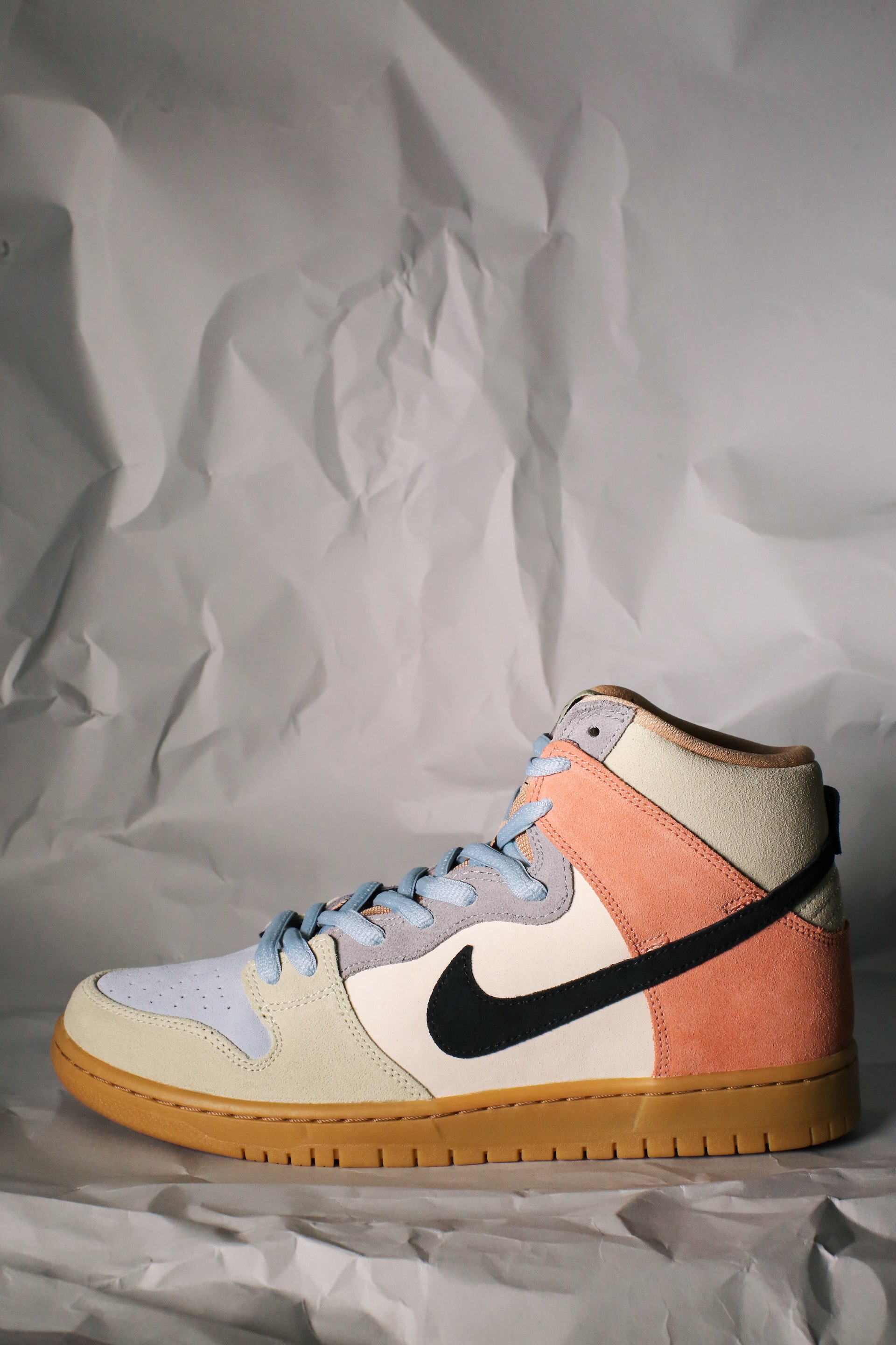 Lightweight shoe